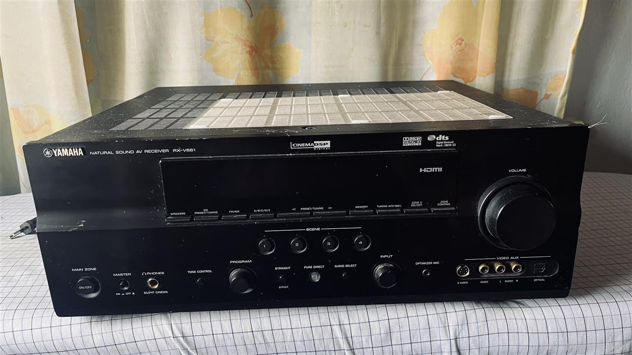 amplifikator 7.1 YAMAHA RX-V 661