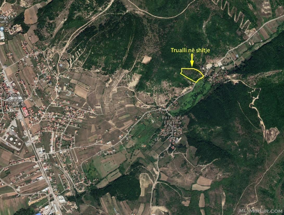 Truall 2.5 Hektar në shitje në Bërnicë të Epërme.