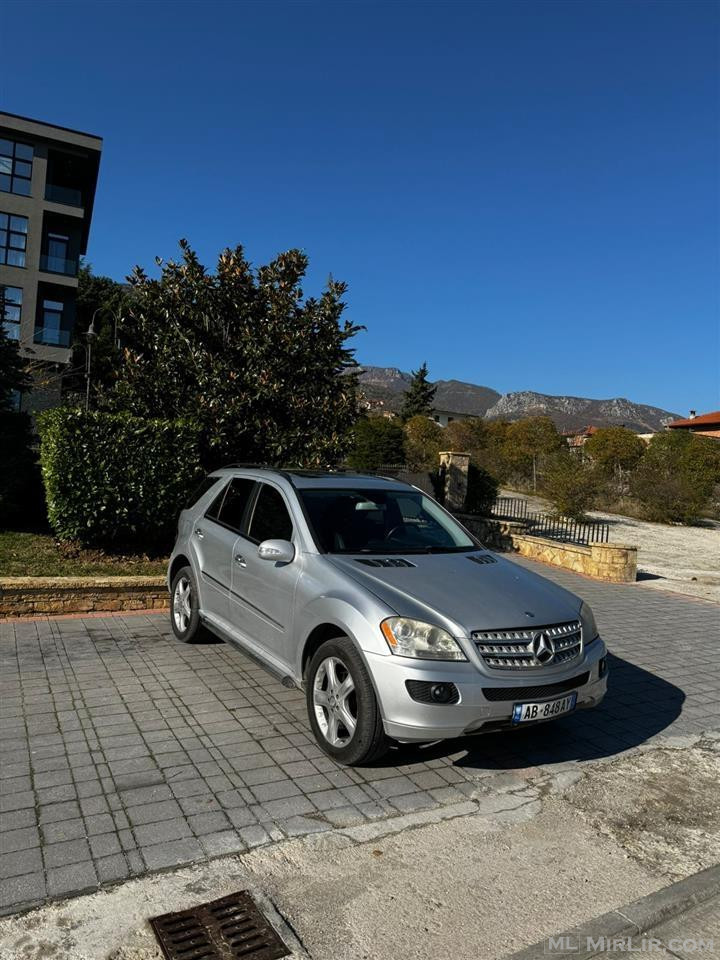 Shitet Mercedes Benz ML 320 (6900 €)