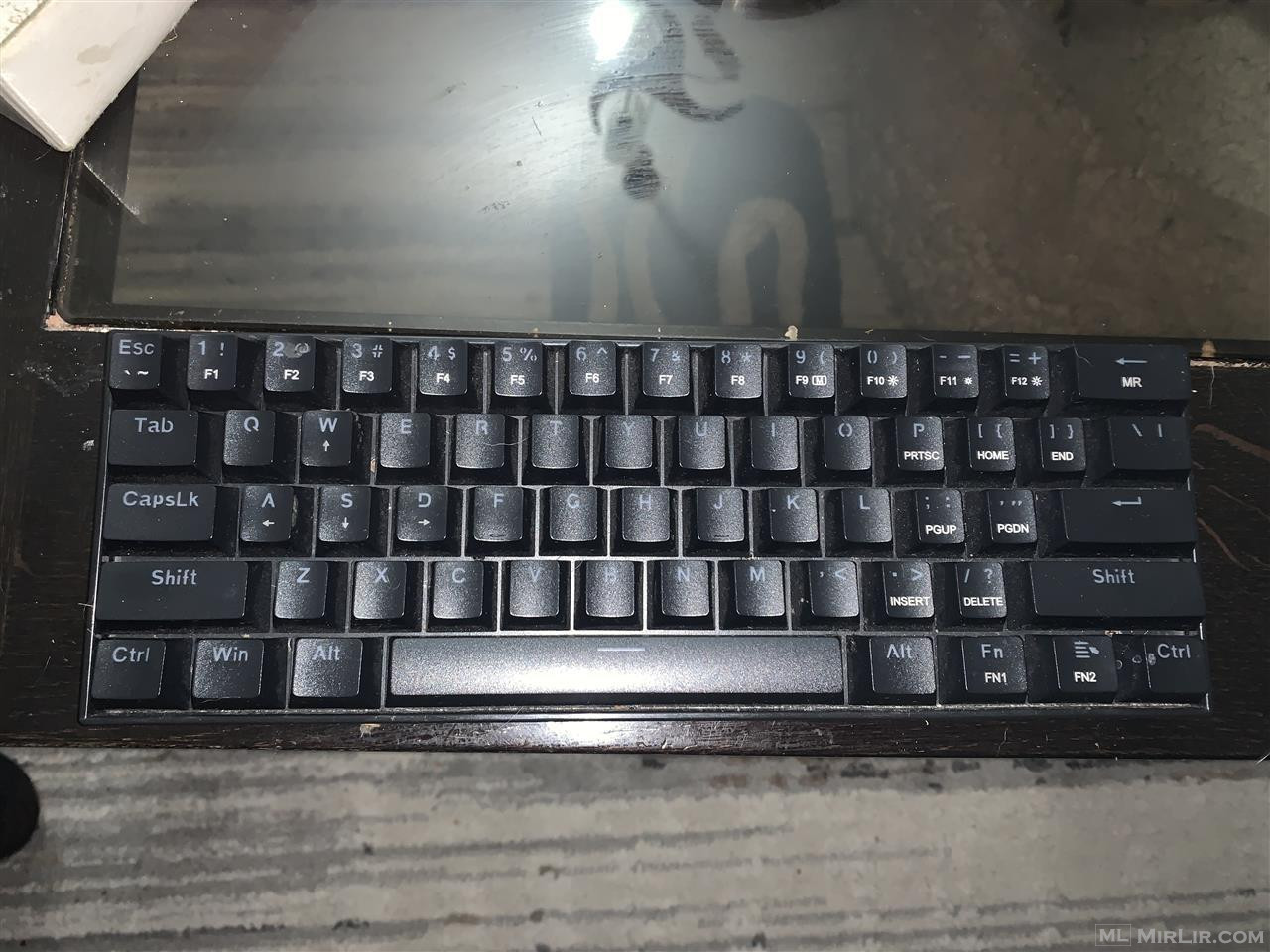 Shitet tastiera 