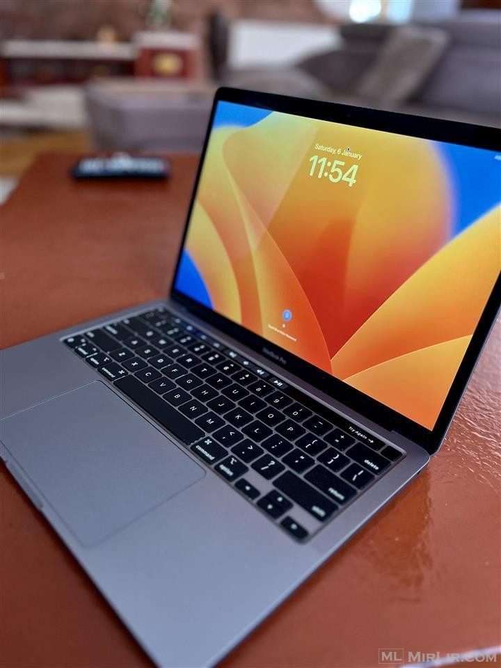 SHES MACBOOK PRO M1 2020
