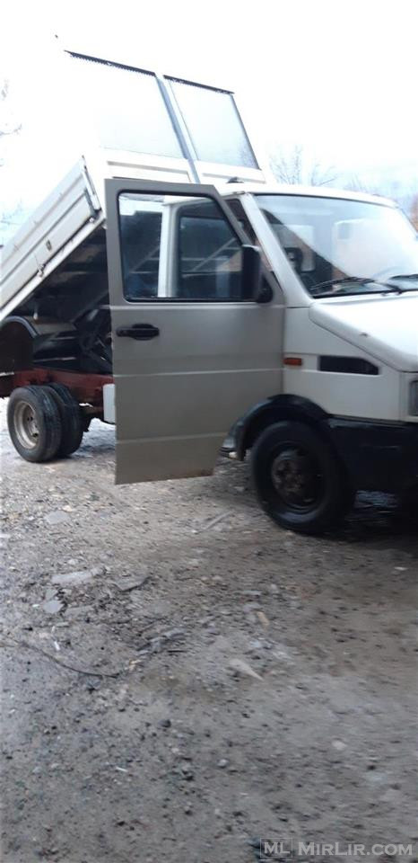 Kamioncin Iveco daily