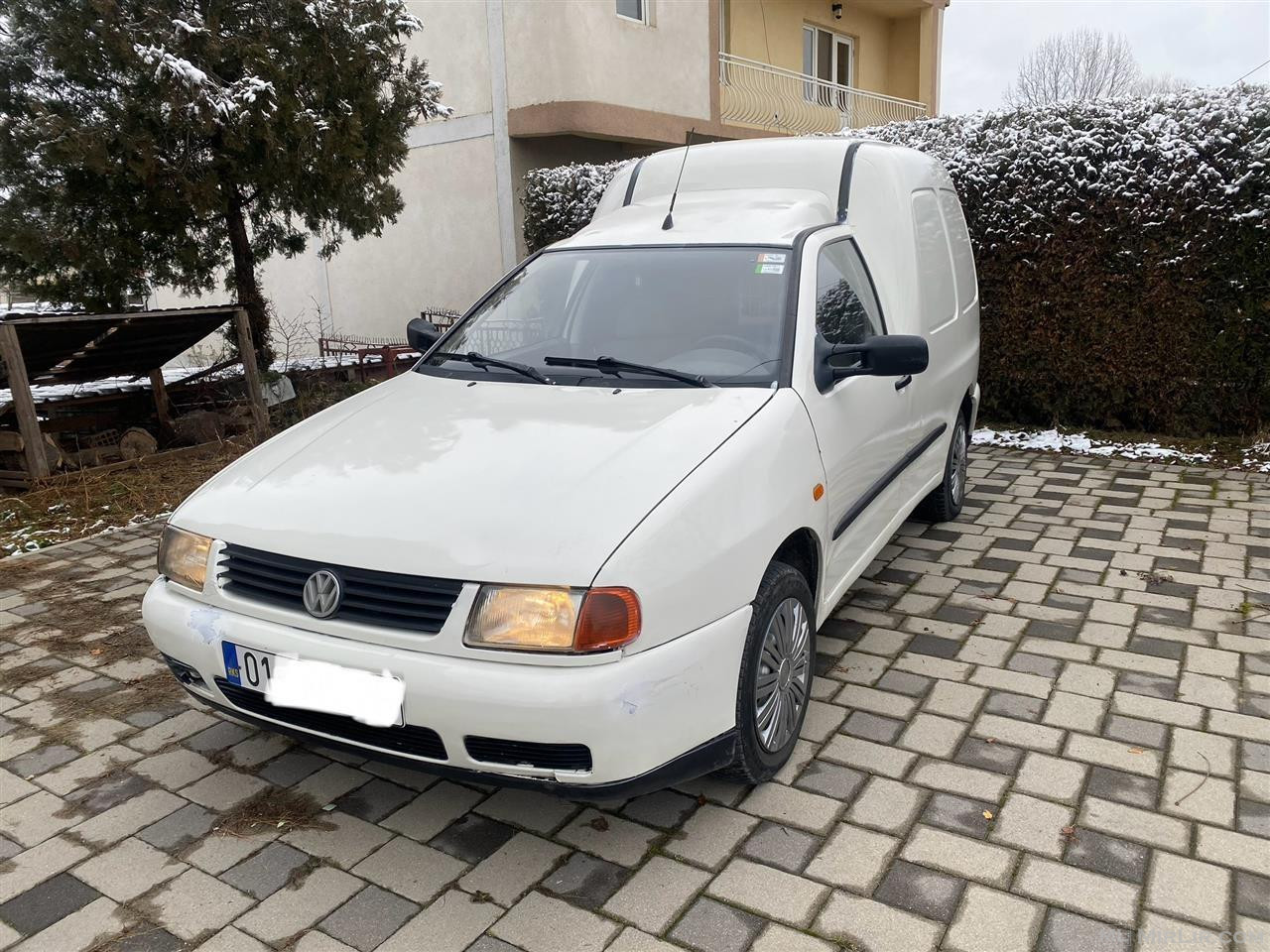 Pikap caddy 1.9 SDI 11 muaj RKS