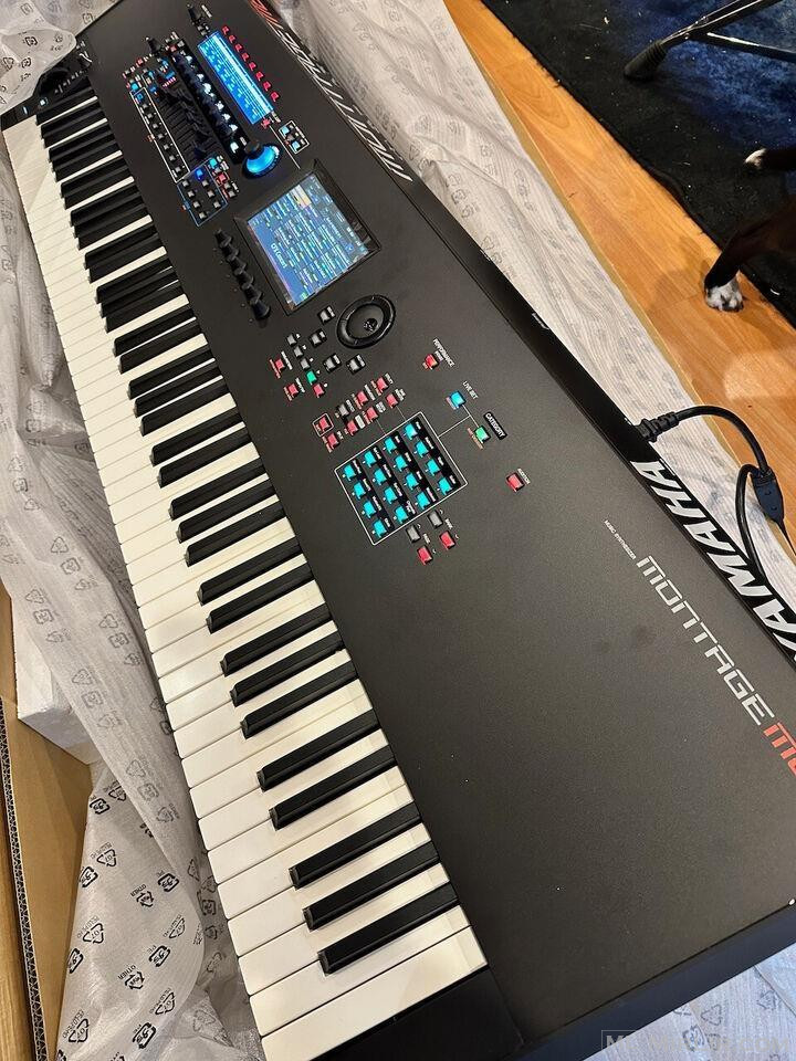 Yamaha MONTAGE M8x 88 Key Synthesizer 