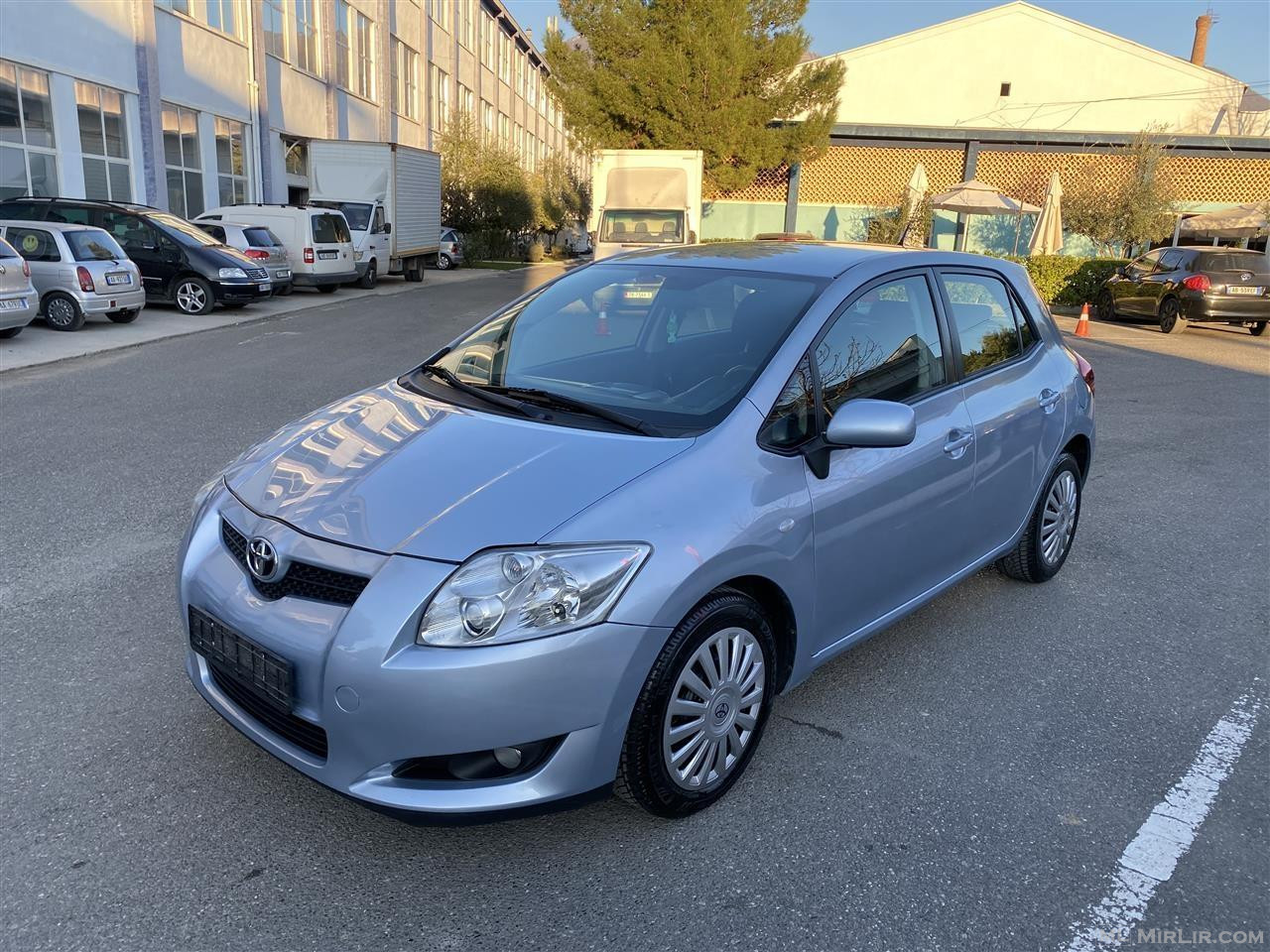 TOYOTA AURIS AUTOMAT 1.4 NAFTE