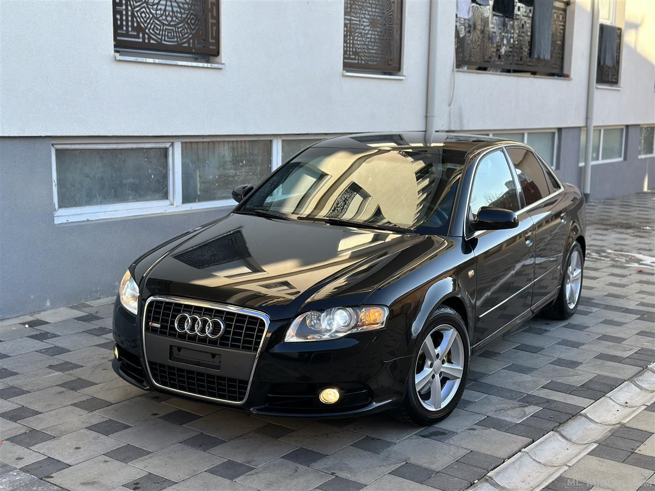  Shitet Audi a4 2.0 Tdi Dizel 3xS/line