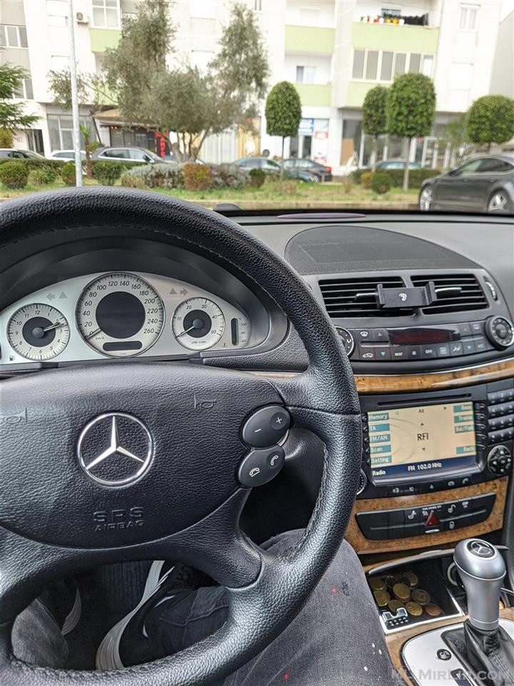 Mercedes Benz  w211 E320 4matic 