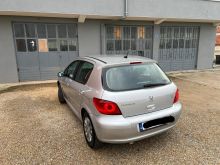 Peugeot 307 1.6hdi  1 vit rks