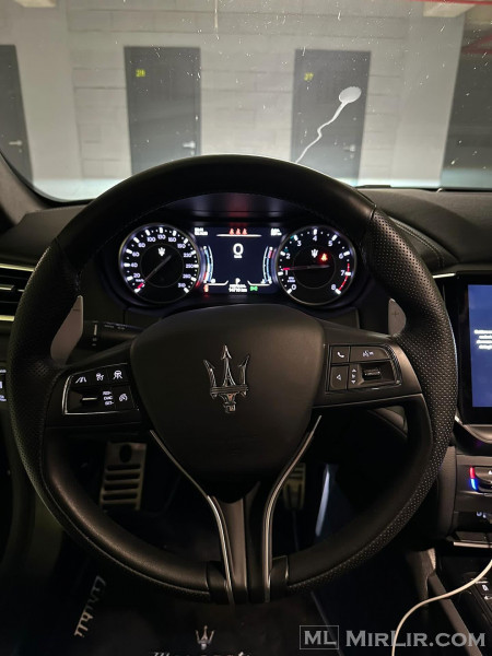 Shitet Maserati Ghibli 330CV GranSport Hybrid 2021, km 15.000 - Full Optionals