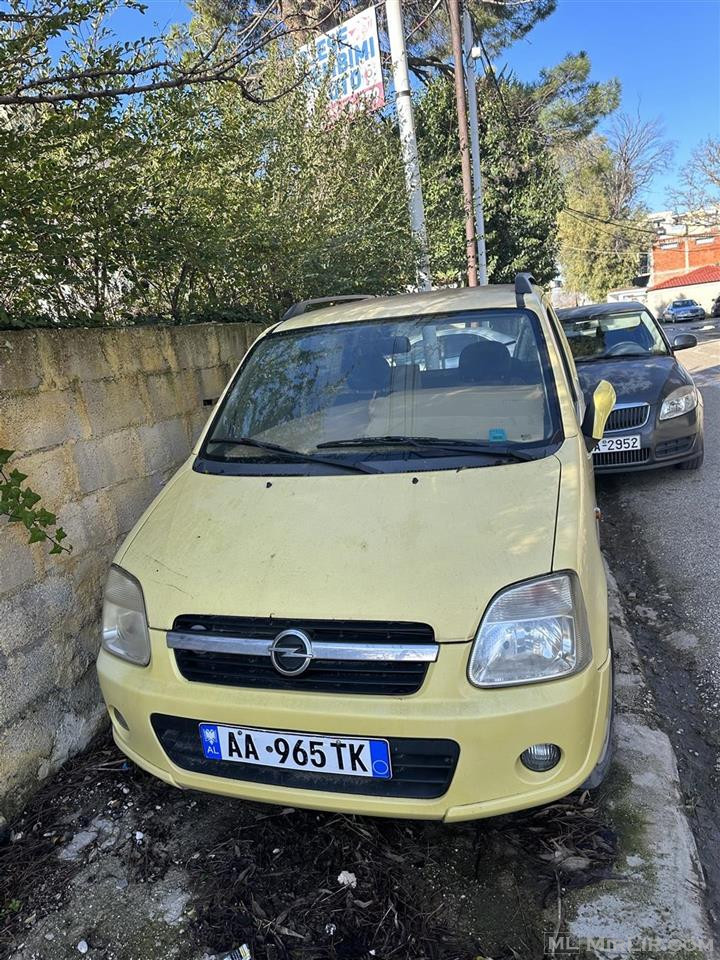 Shitet Opel 
