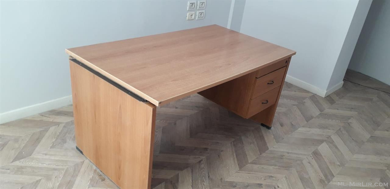 Tavoline zyre ne forme   L
