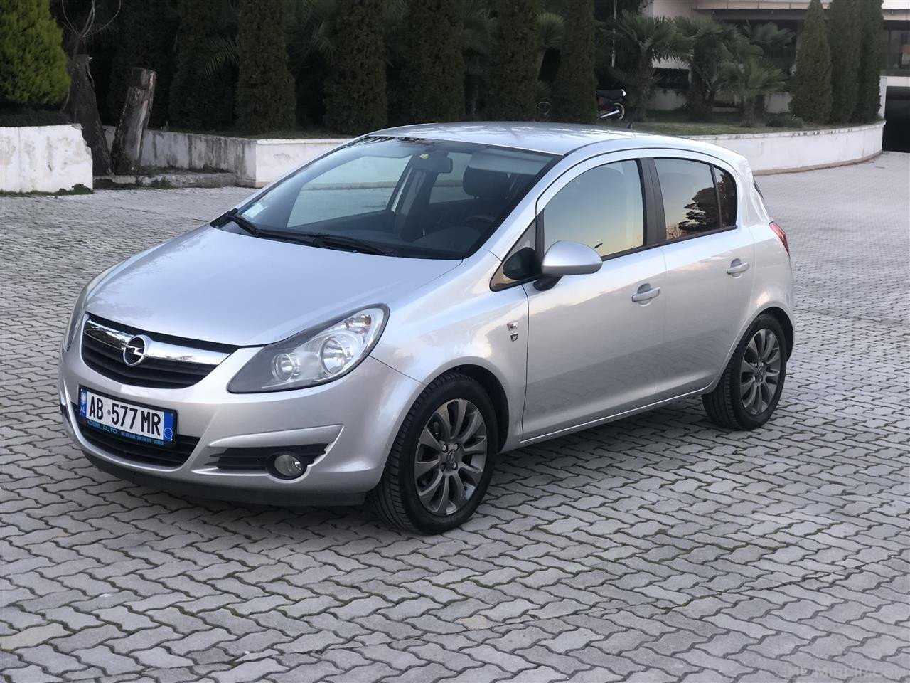 Opel Corsa 1.2 Benzine/Gaz 2011