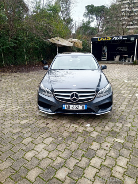 Mercedes-Benz E250 Bluetec 