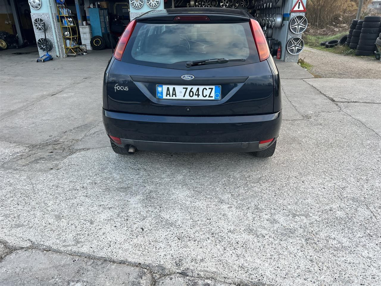 FORD FOCUS 1.8 NAFTE 