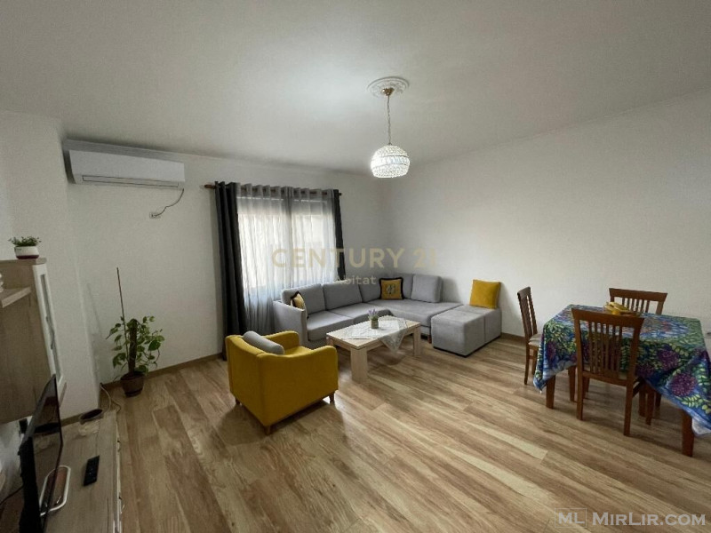 SHESIM APARTAMENT 2+1+2 PRANE FAKULTETIT EKONOMIK