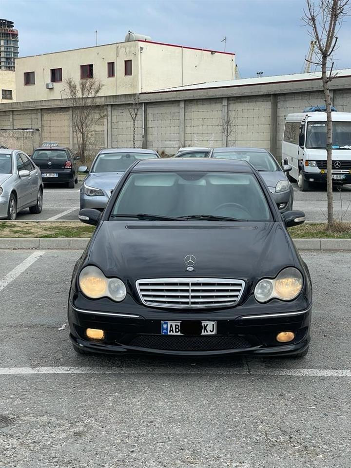 Mercedes Benz C203