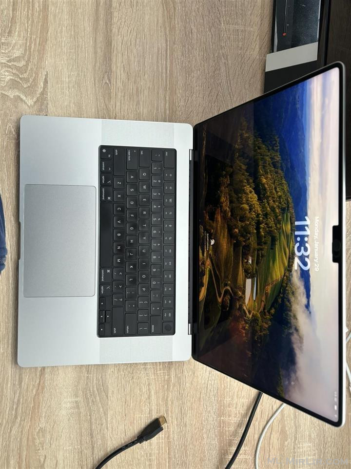 MacBook Pro M1 Max 16 inch