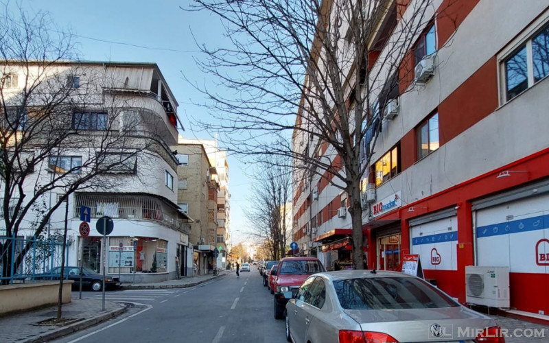 Apartament në shitje-pranë Kompleksit Delijorgji, Tiranë 
