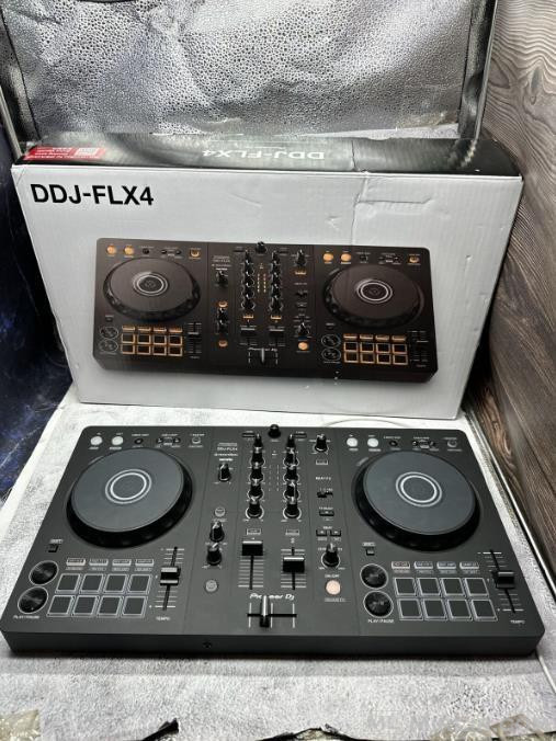 Pioneer DJ DDJ-FLX4 2-Kanal DJ Controller
