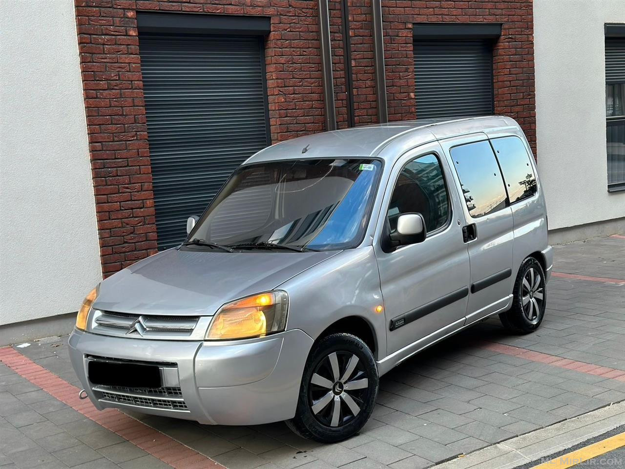 Shitet Citroen Berlingo 5 Ulse 2.0 Dizel HDI Viti 2005 