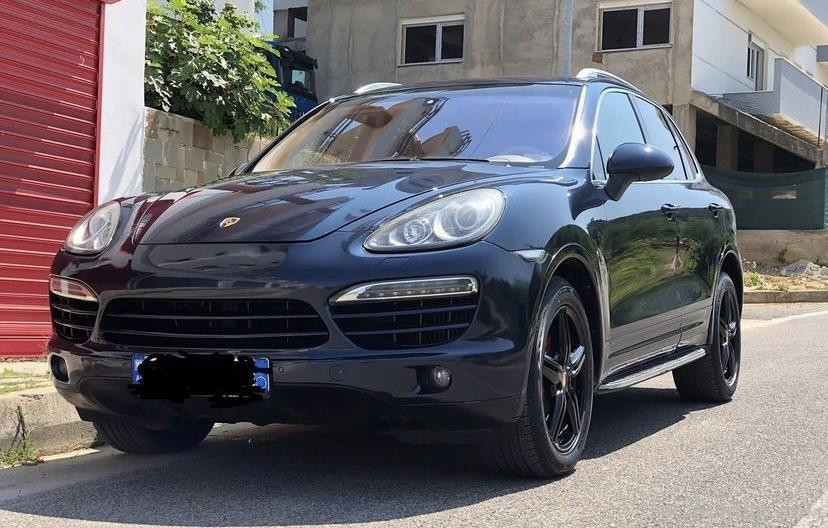 Okazion • Porsche Cayenne •Viti:2011 • 250 mij km • 3.0 naft