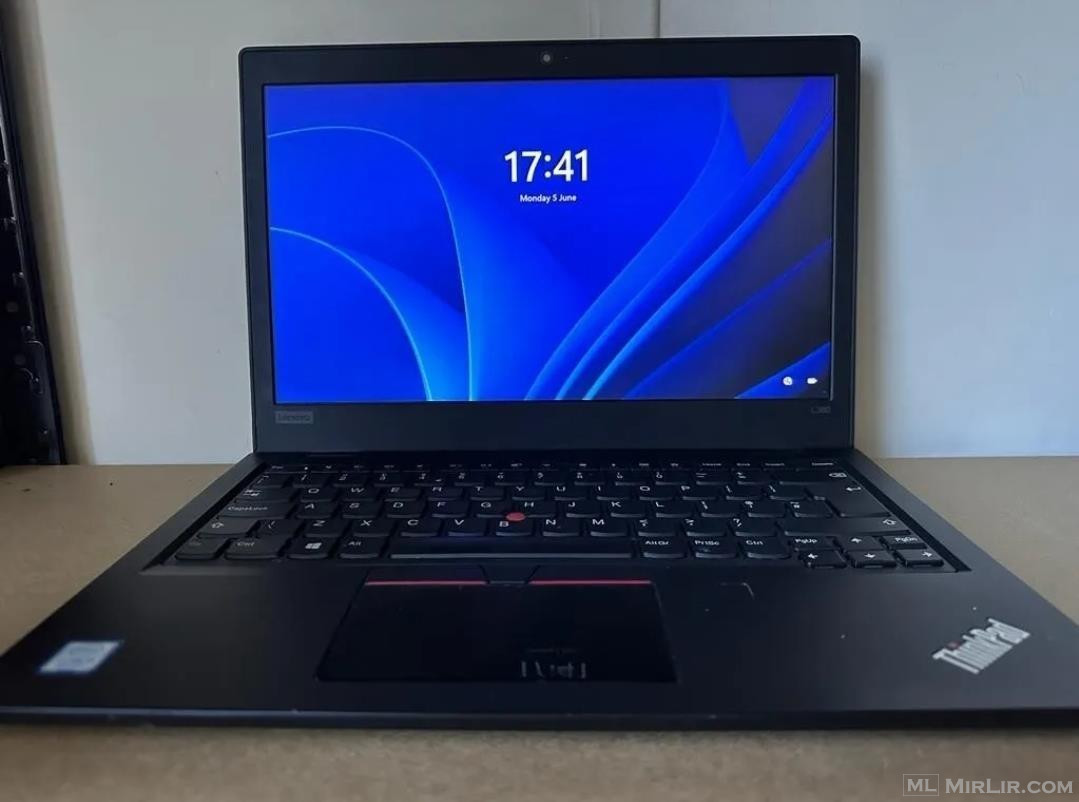 Lenovo Thinkpad l380 shitet nderrohet
