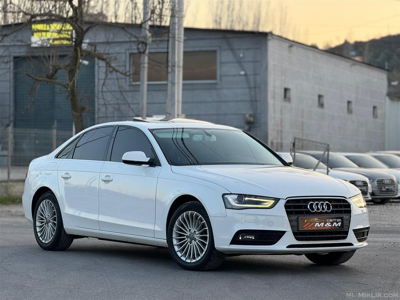 Audi A4 2.0 Nafte. Automat 2013