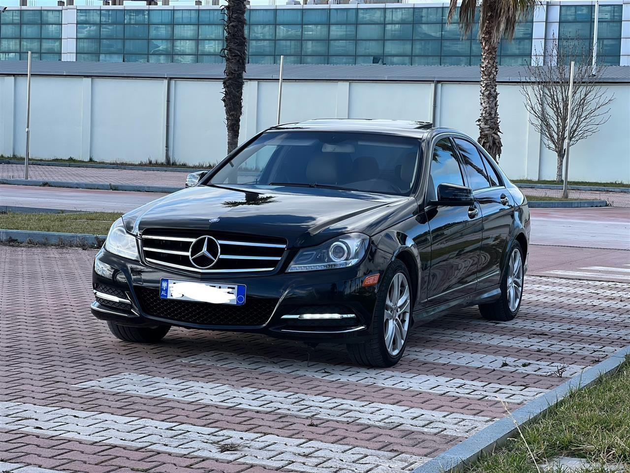 Mercedes Benz C300 B+G