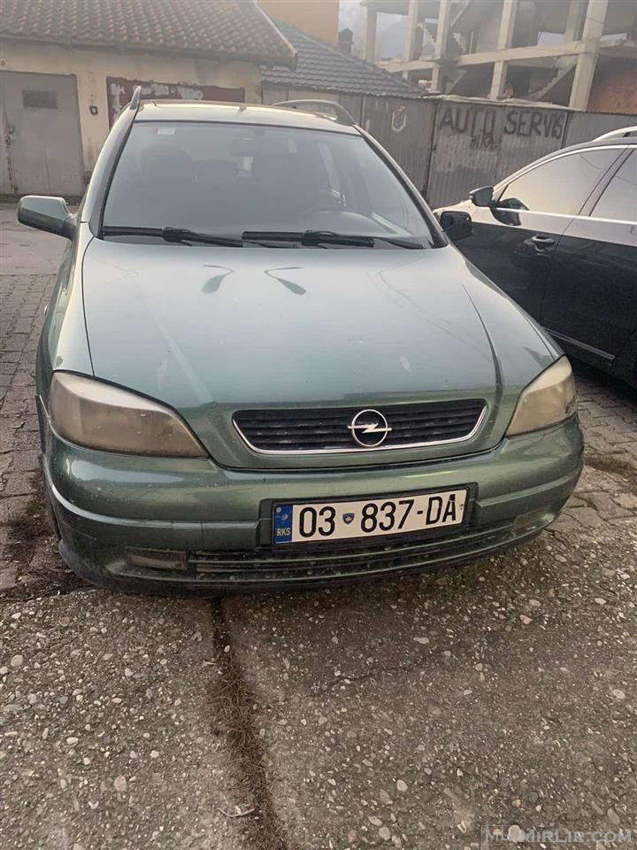 Shitet Opel Astra Karavan