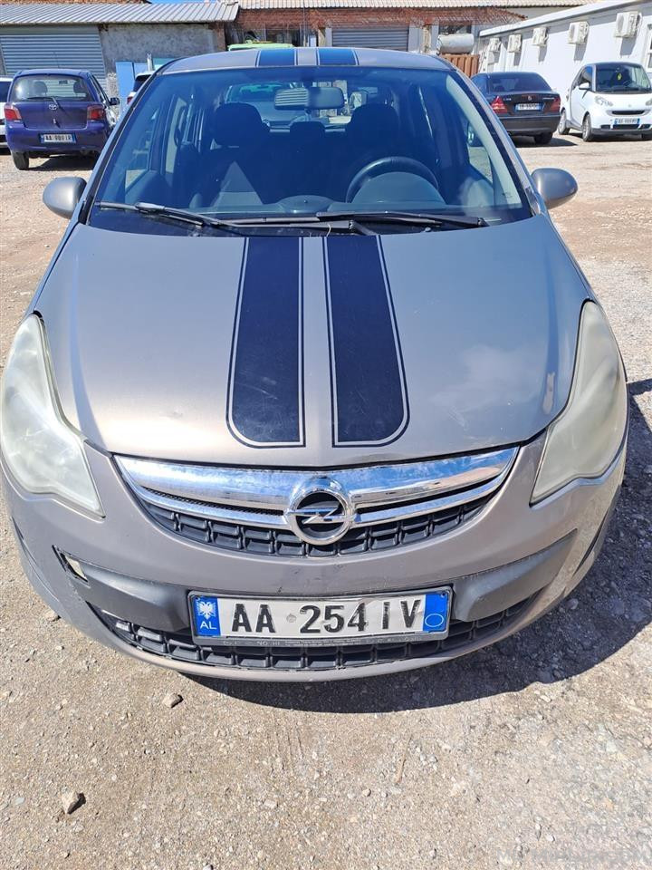 Opel Corsa 1,2 Benzine+ Gaz