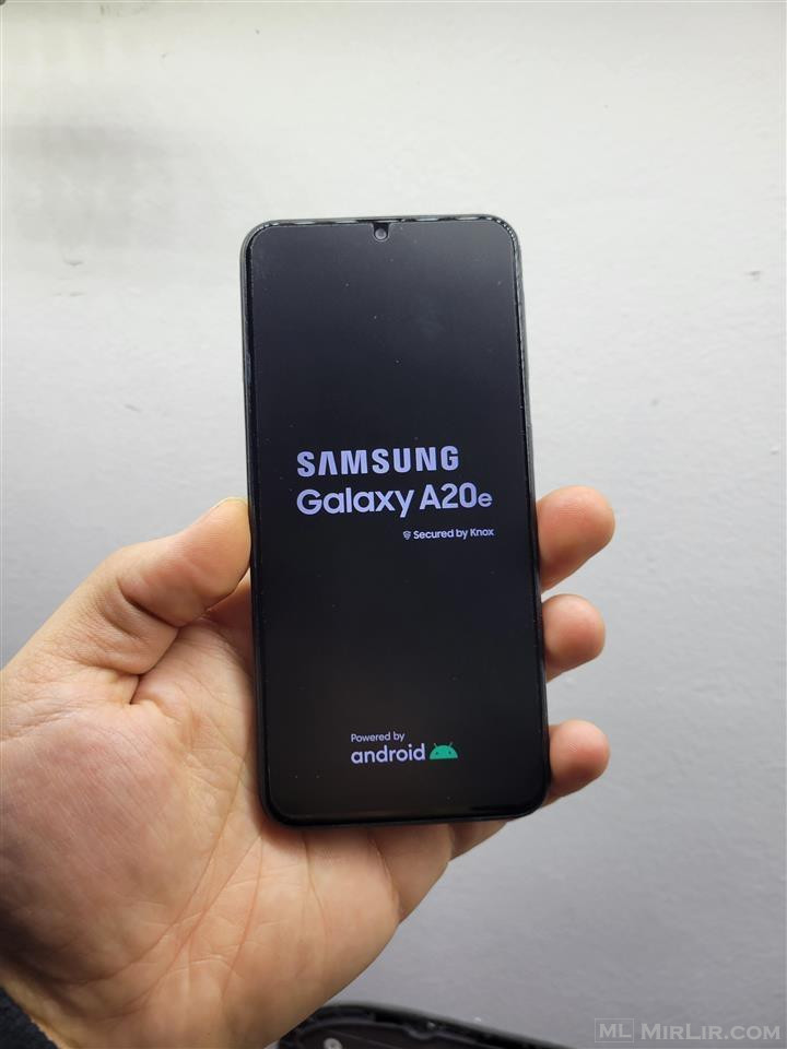 Samsung A20e 3/32Gb 