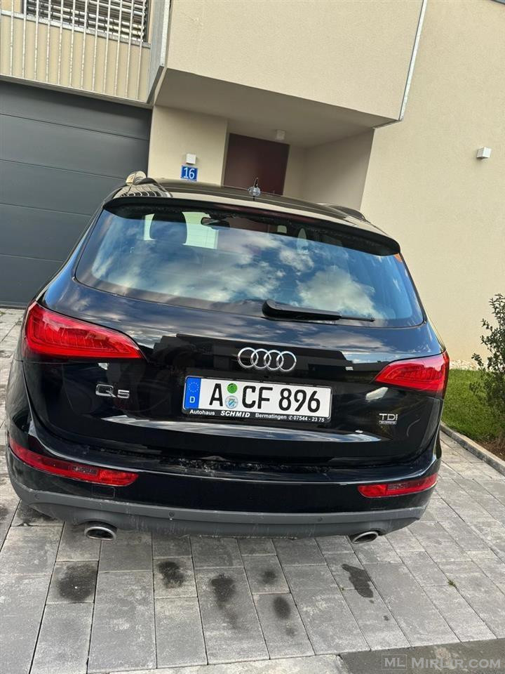 Shitet makina Audi Q5