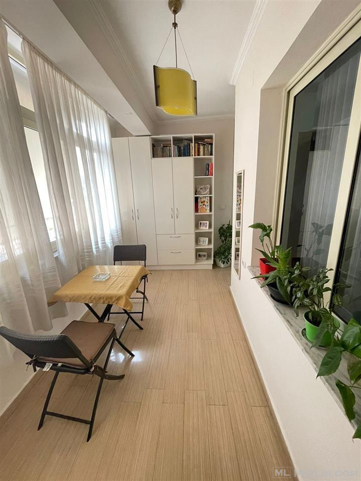 Shitet apartament 2+1 Pran Qendres,Tirane
