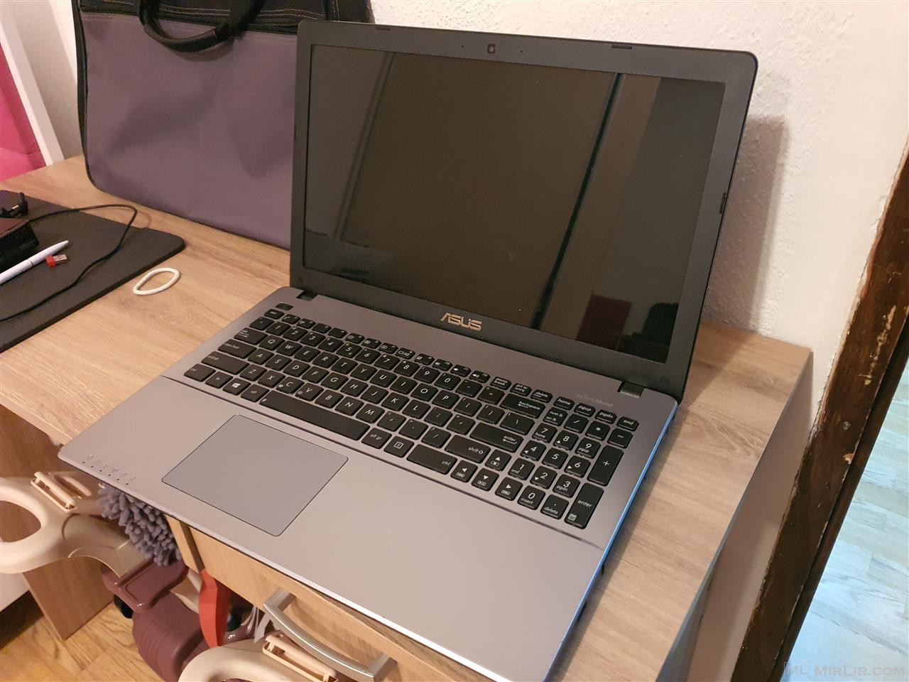 Asus x550 Laptop