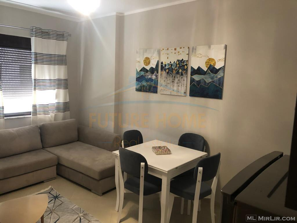 Shitet Apartament 1+1 Golem Durrës