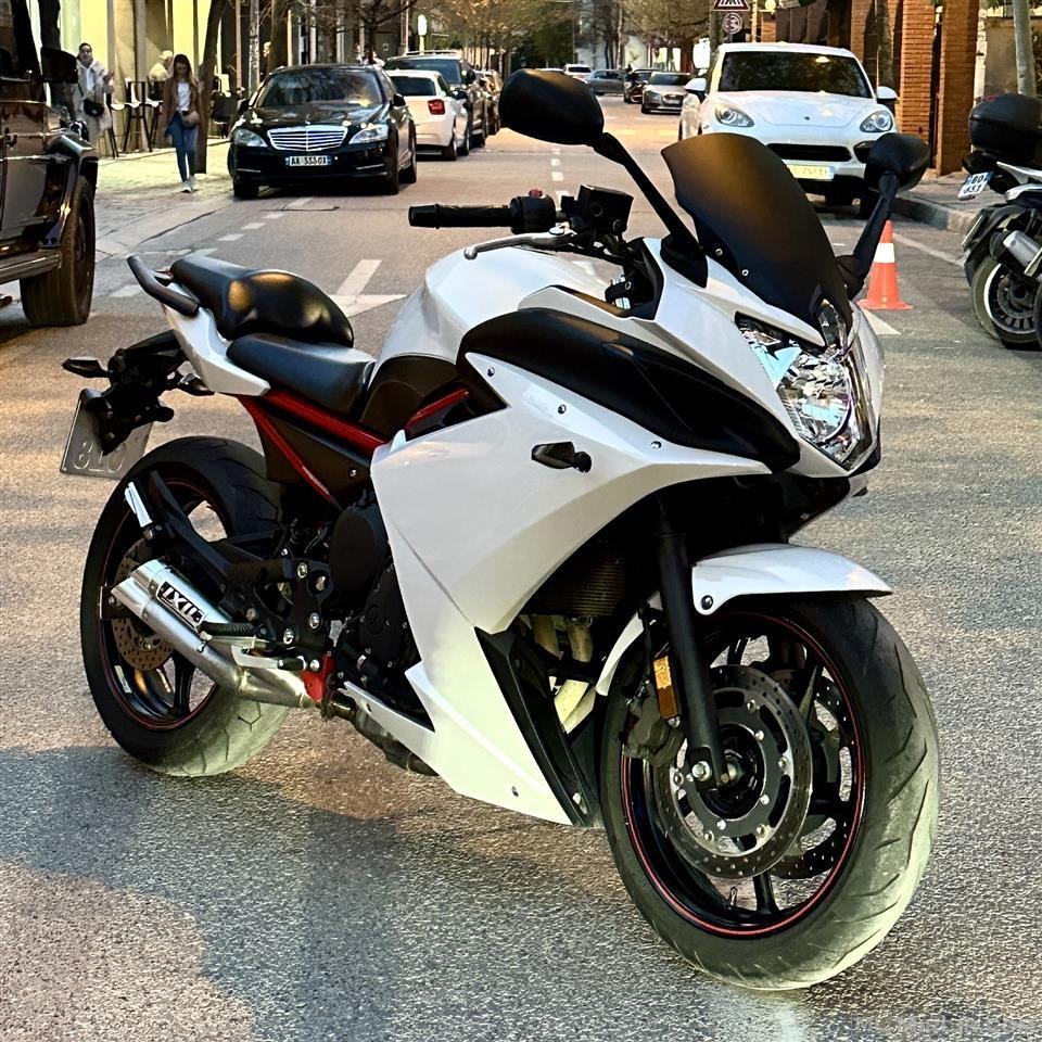 Yamaha FZ6R