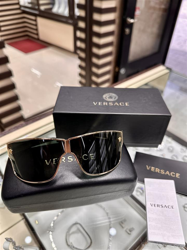 Syze origjinale Versace