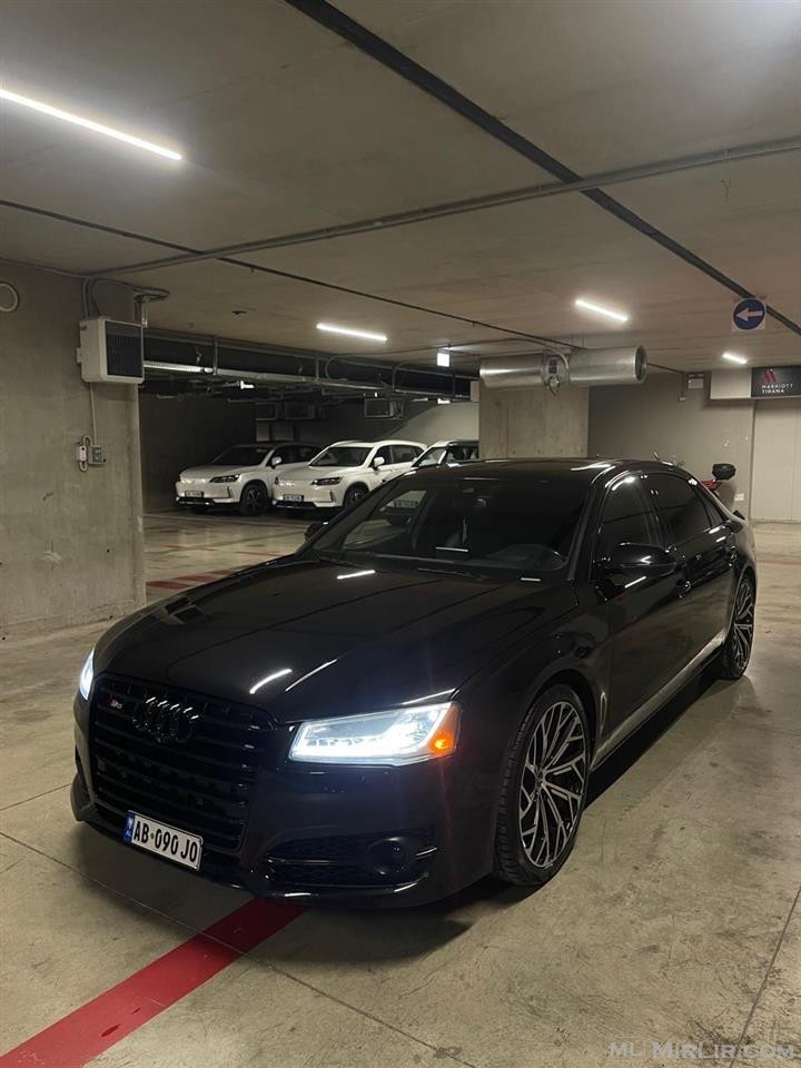 Audi A8 Lungo