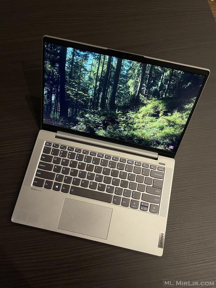 Laptop Lenovo ne shitje