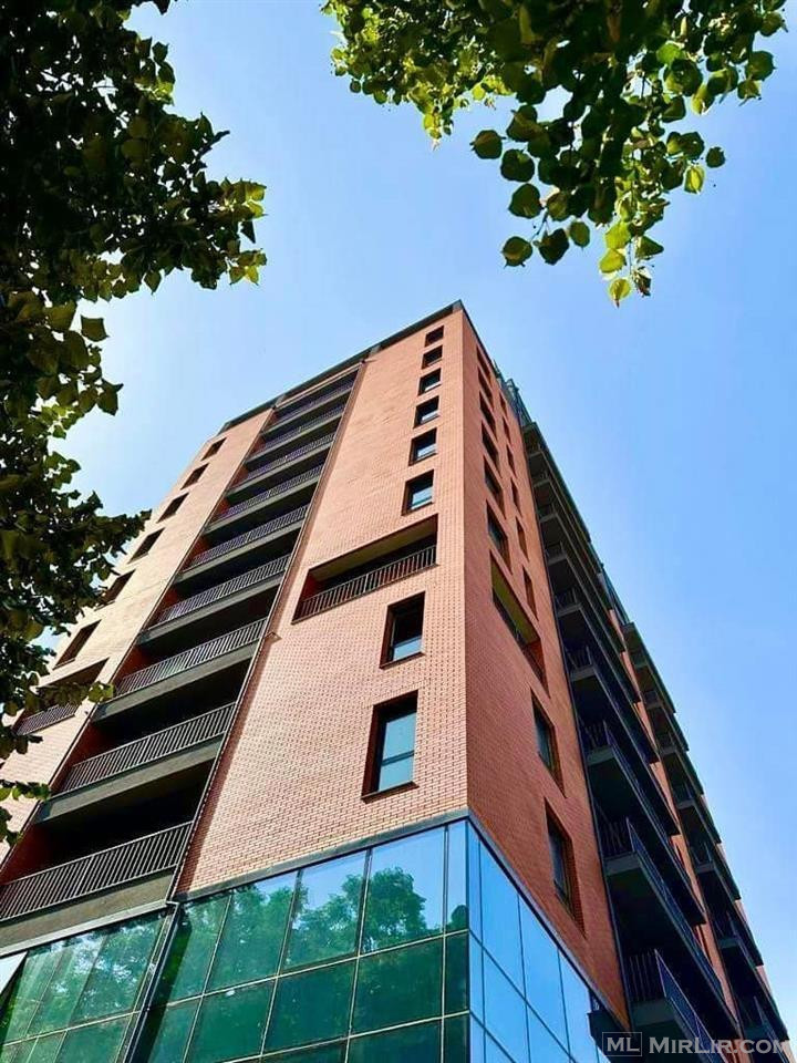 Tirane, shes Apartament 1+1 ,68 m²(GJYKATA )