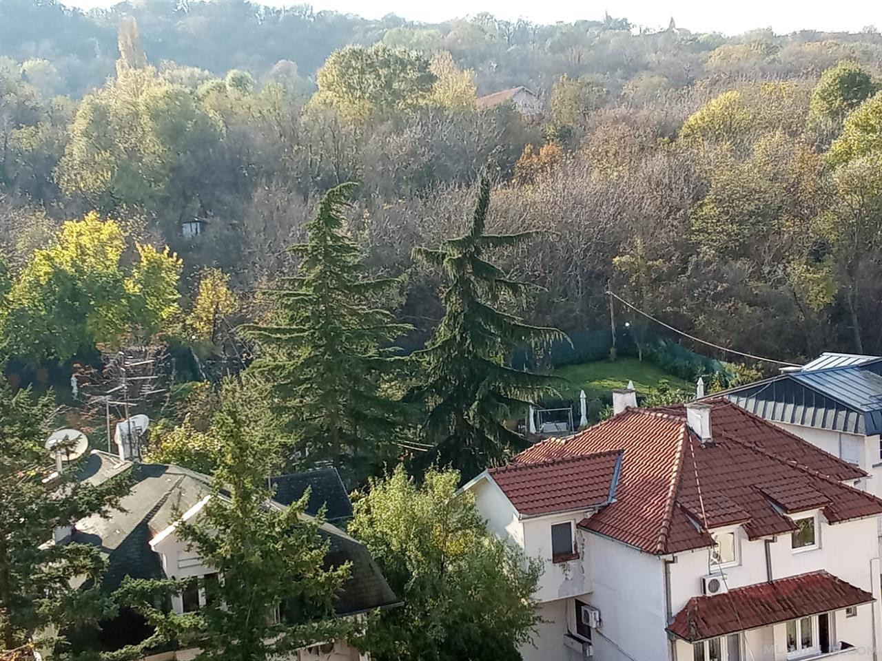 Penthouse prodaja sa zakupcima Beograd Karaburma zakupljena 