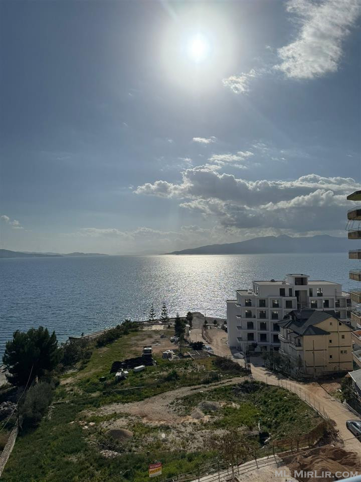 Shitet apartament me pamje nga deti ne Sarande