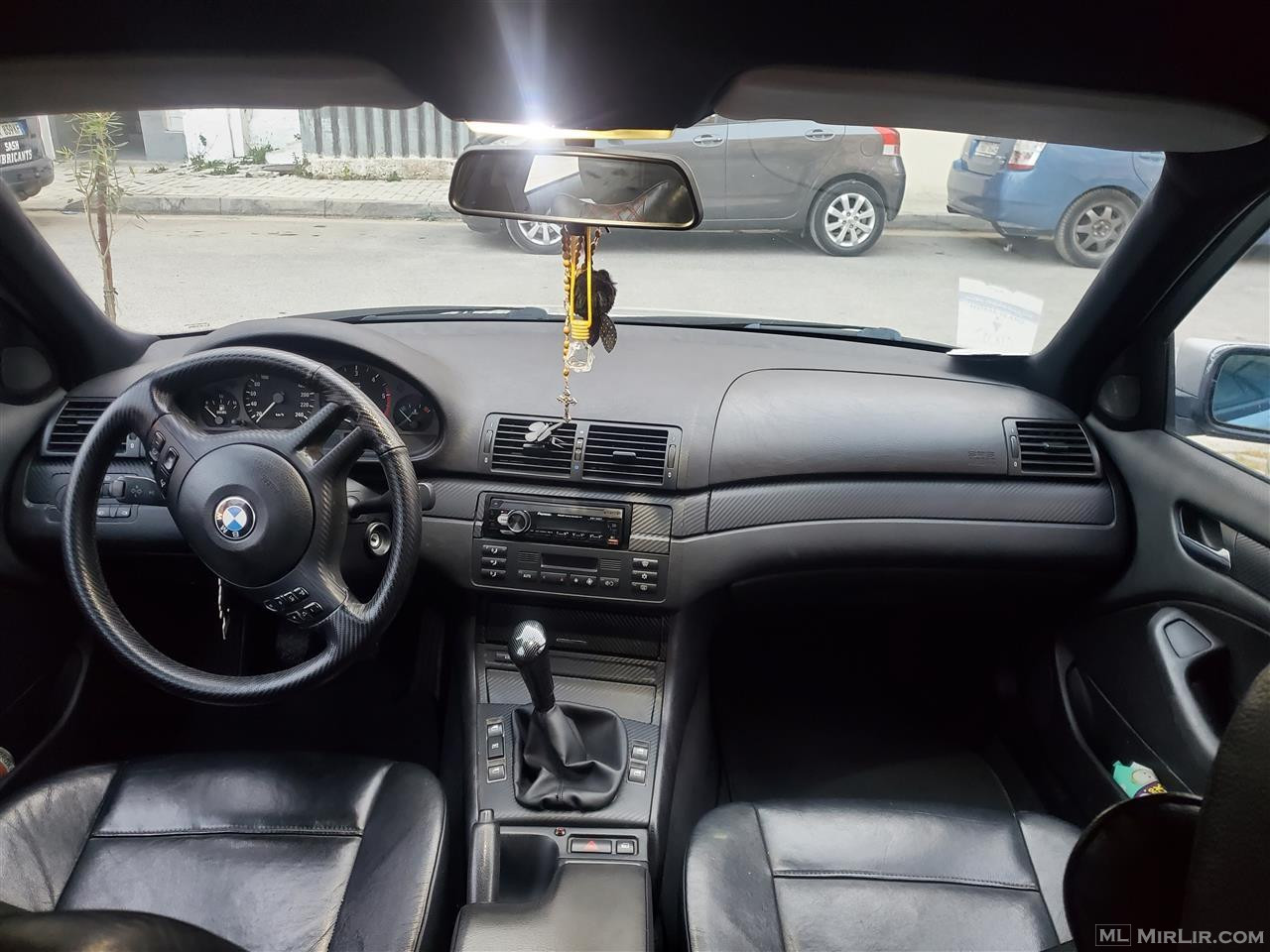 BMW 320 cmimi i diskutushm