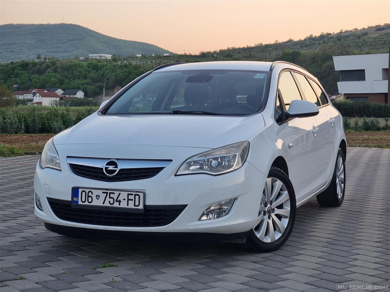 Astra J 1.6 Benzin Automatik Vp 2012 Sakt