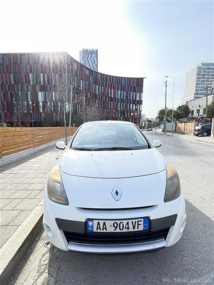 Shitet Renault Clio///