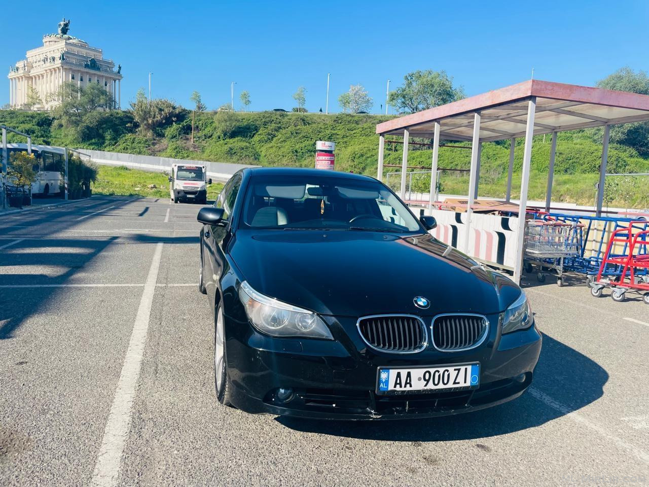 Shitet BMW 528i Benzine-Gaz 5,500 EUR 