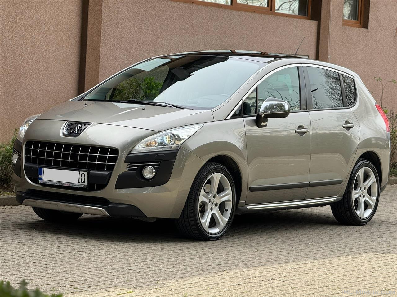 Peugeot 3008 2.0 HDI Automatik -Panoram 