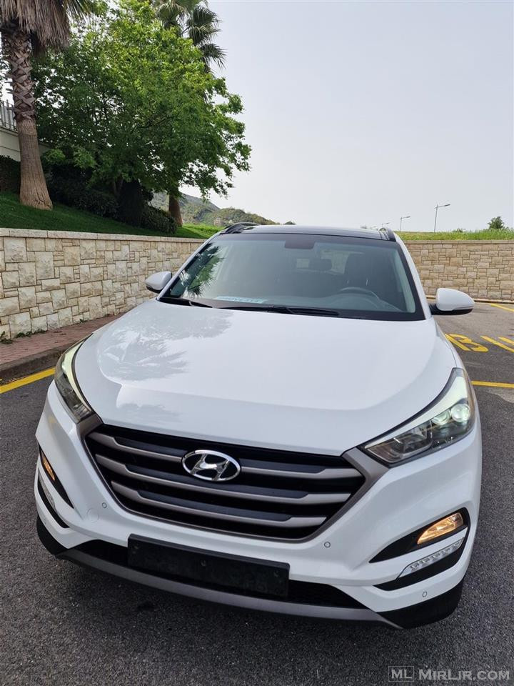 Hyundai Tucson Full Option2016 1.7 