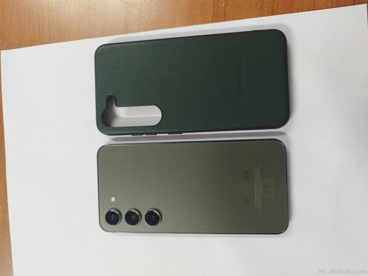 Samsung Gaxaly S23 Green Edition.
