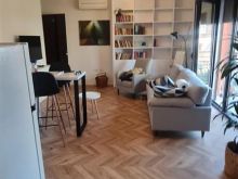 Shitet apartament 1+1 tek 21 Dhjetori/ 130\'000€